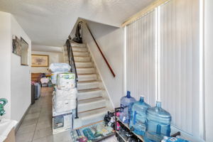 025_745 Reseda Dr