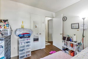 031_745 Reseda Dr