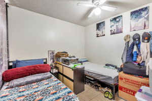 032_745 Reseda Dr