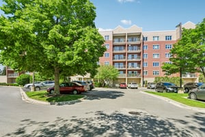 N Lincoln Ave 204-S2105-001.jpg