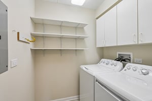 N Lincoln Ave 204-S2105-027.jpg
