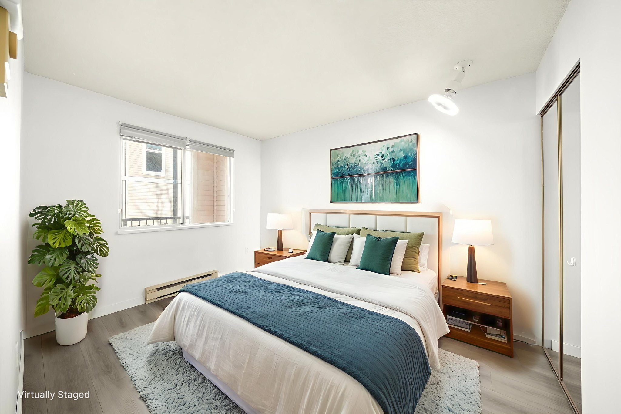 DSC03455 virtually staged.jpeg