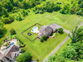 7452 Mill House Ln, Warrenton, VA 20187, USA Photo 123