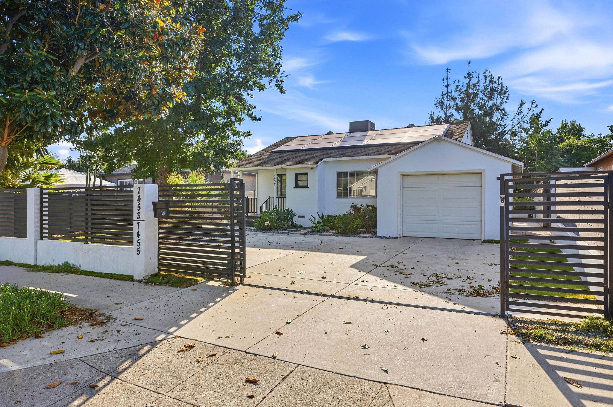 002_F8_7453 Blewett Ave