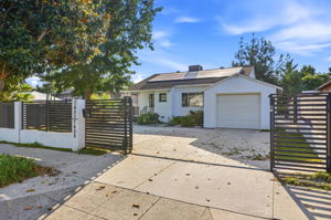 002_F8_7453 Blewett Ave