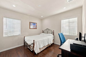 017_F8_7453 Blewett Ave