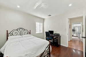 018_F8_7453 Blewett Ave