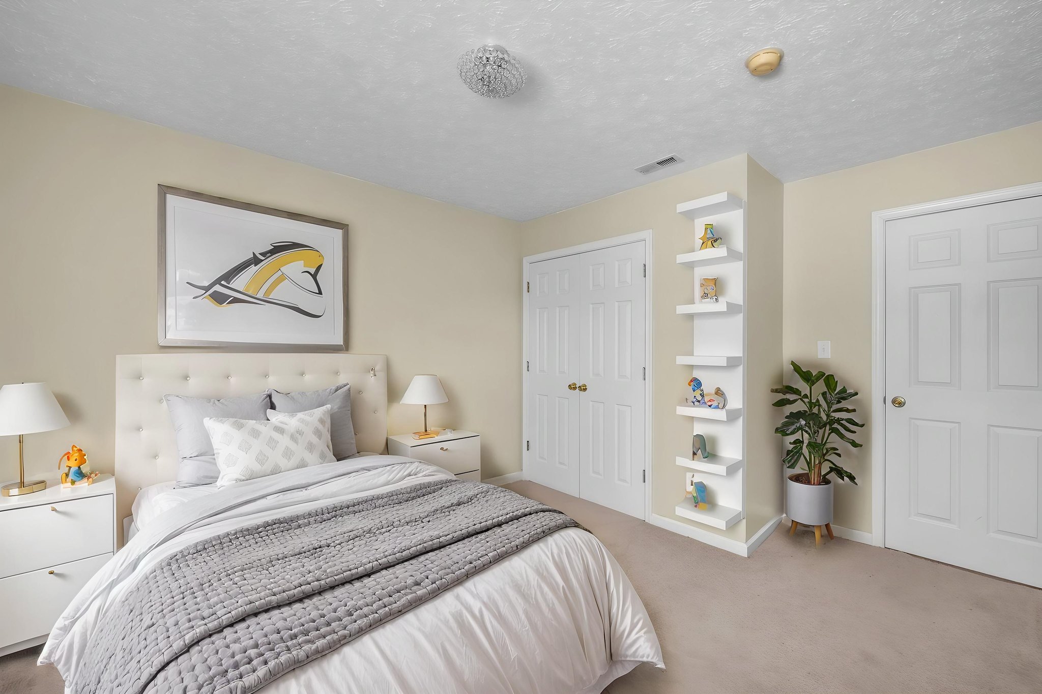 DSC_8768 virtually staged.jpeg