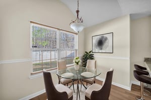 DSC_8749 virtually staged.jpeg