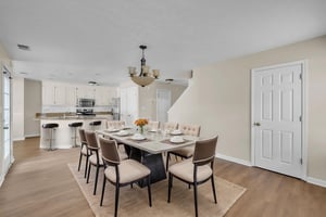 DSC_8759 virtually staged.jpeg