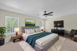 DSC_8789 virtually staged.jpeg