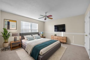 DSC_8818 virtually staged.jpeg