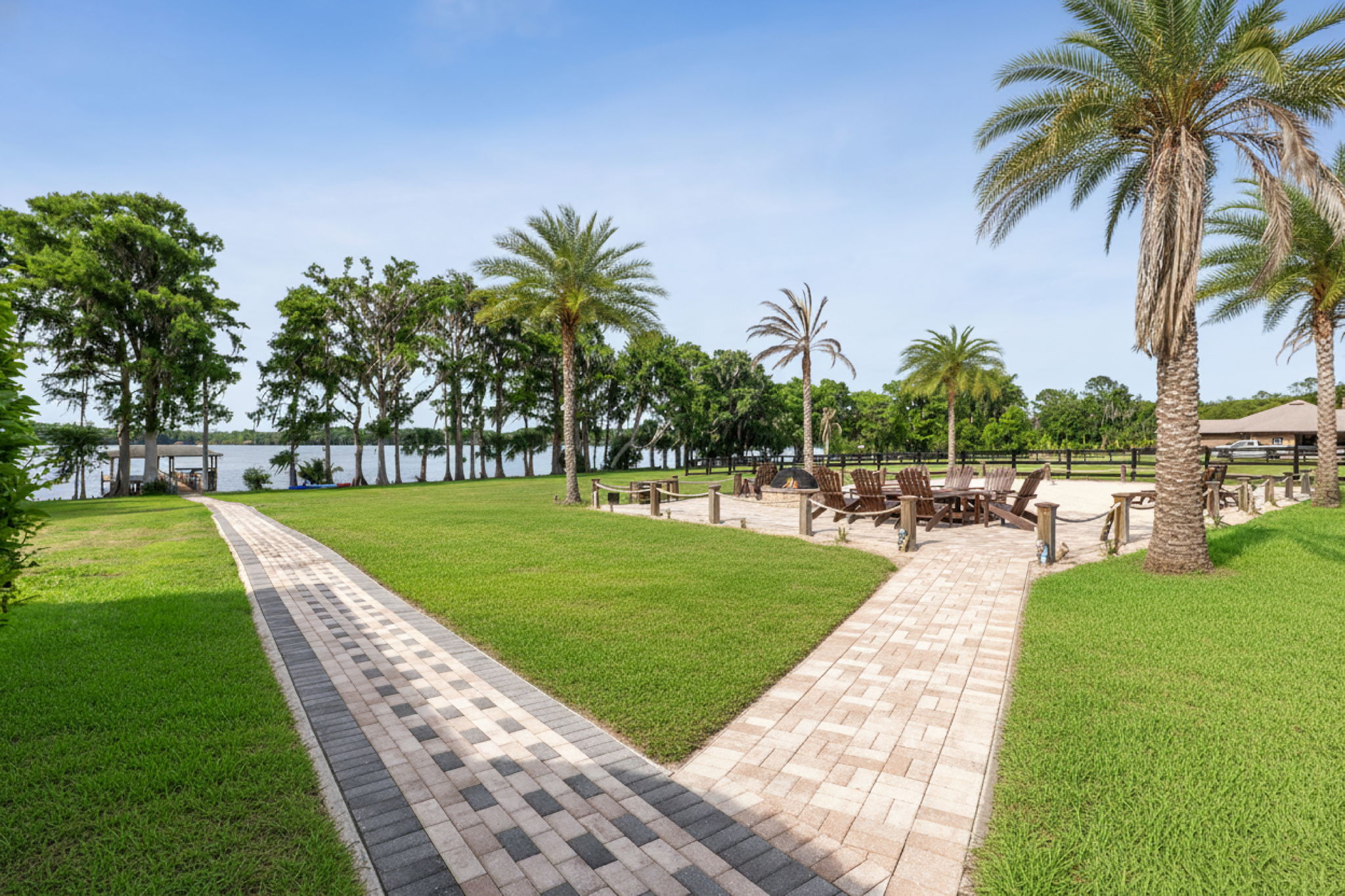  Photo 50