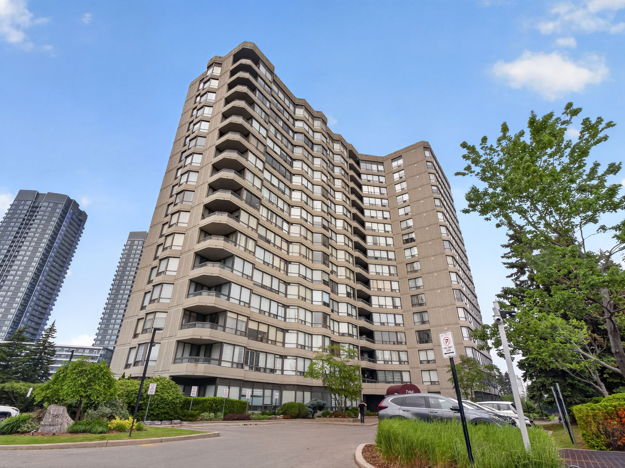 7460 Bathurst St 1014 Vaughan, ON L4J 7K9