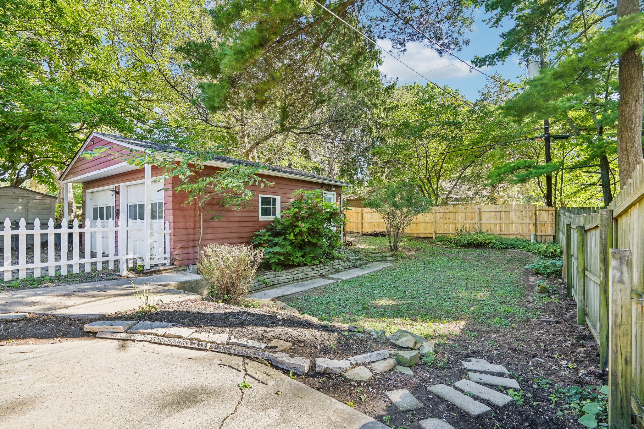 747 N Audubon Rd-S2909-059.jpg