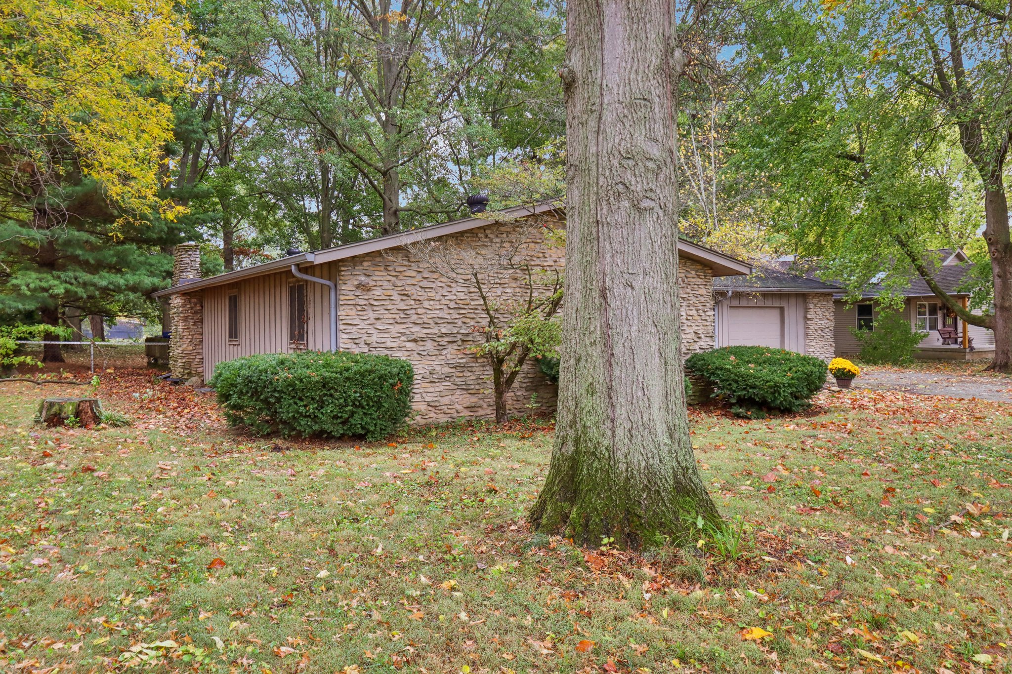 S 250 W-S2010-003.jpg