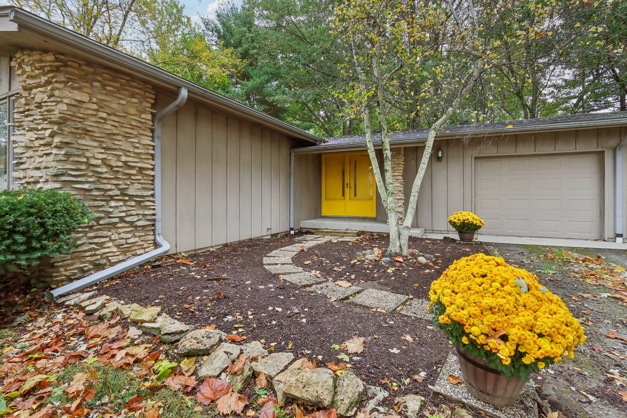 S 250 W-S2010-005.jpg