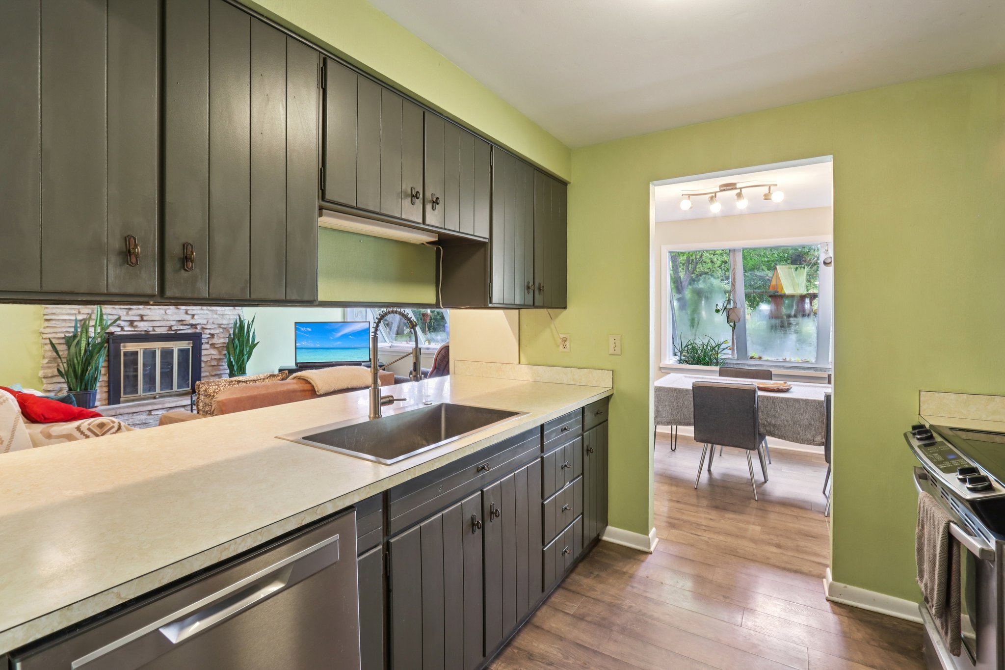 S 250 W-S2010-022.jpg