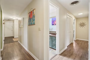 S 250 W-S2010-007.jpg