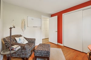 S 250 W-S2010-027.jpg