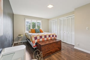 S 250 W-S2010-028.jpg