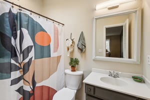 S 250 W-S2010-031.jpg