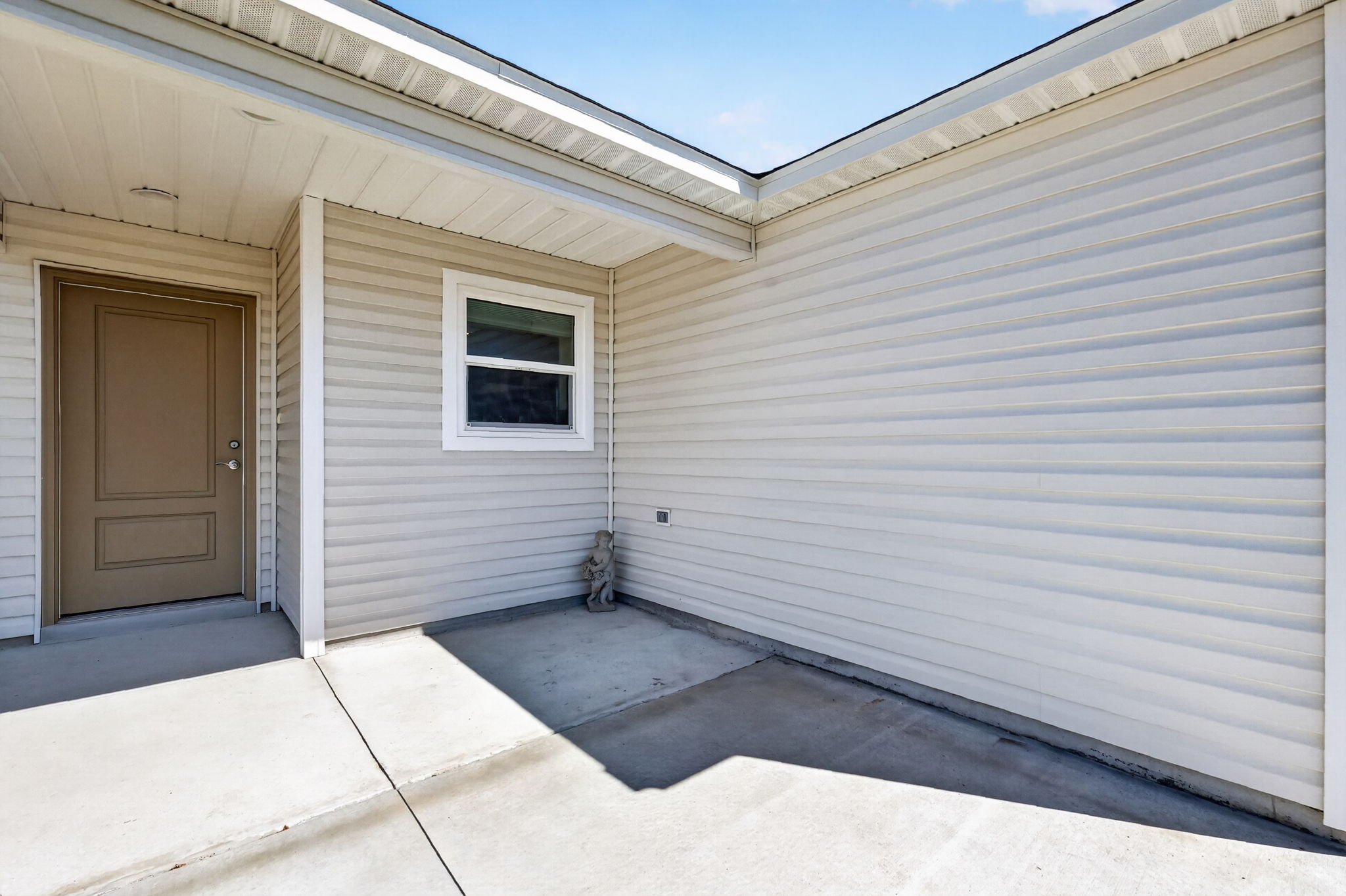Front Porch and Entry