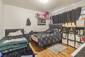  Photo 47
