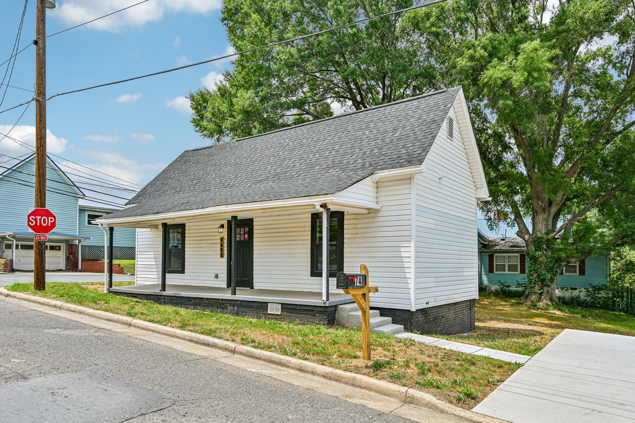 Efird St-S1006-002.jpg