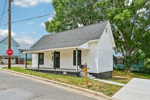Efird St-S1006-002.jpg