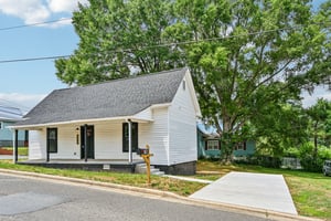 Efird St-S1006-003.jpg