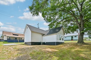 Efird St-S1006-023.jpg