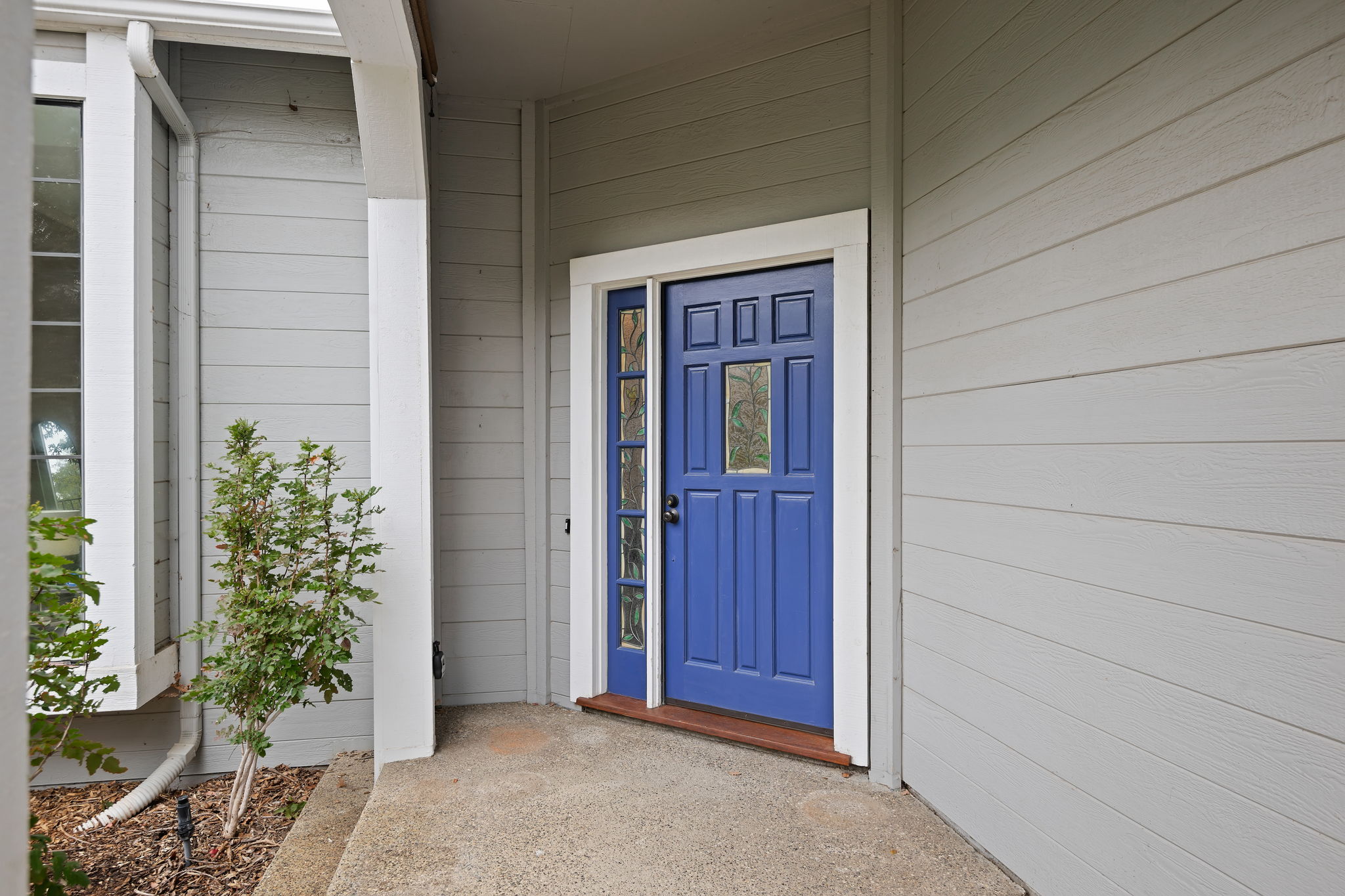 03 - Entrance
