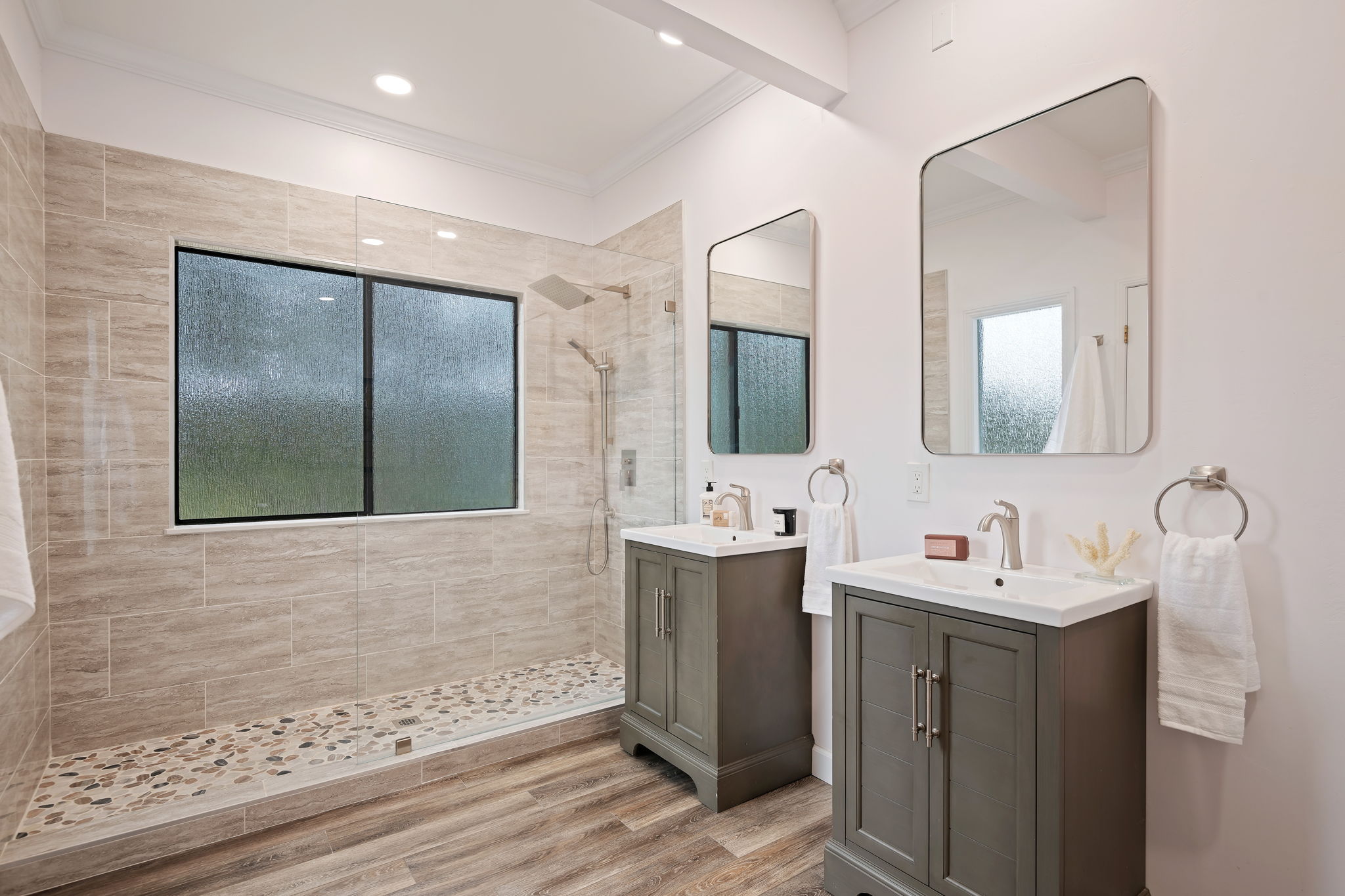 20 - Primary Bathroom