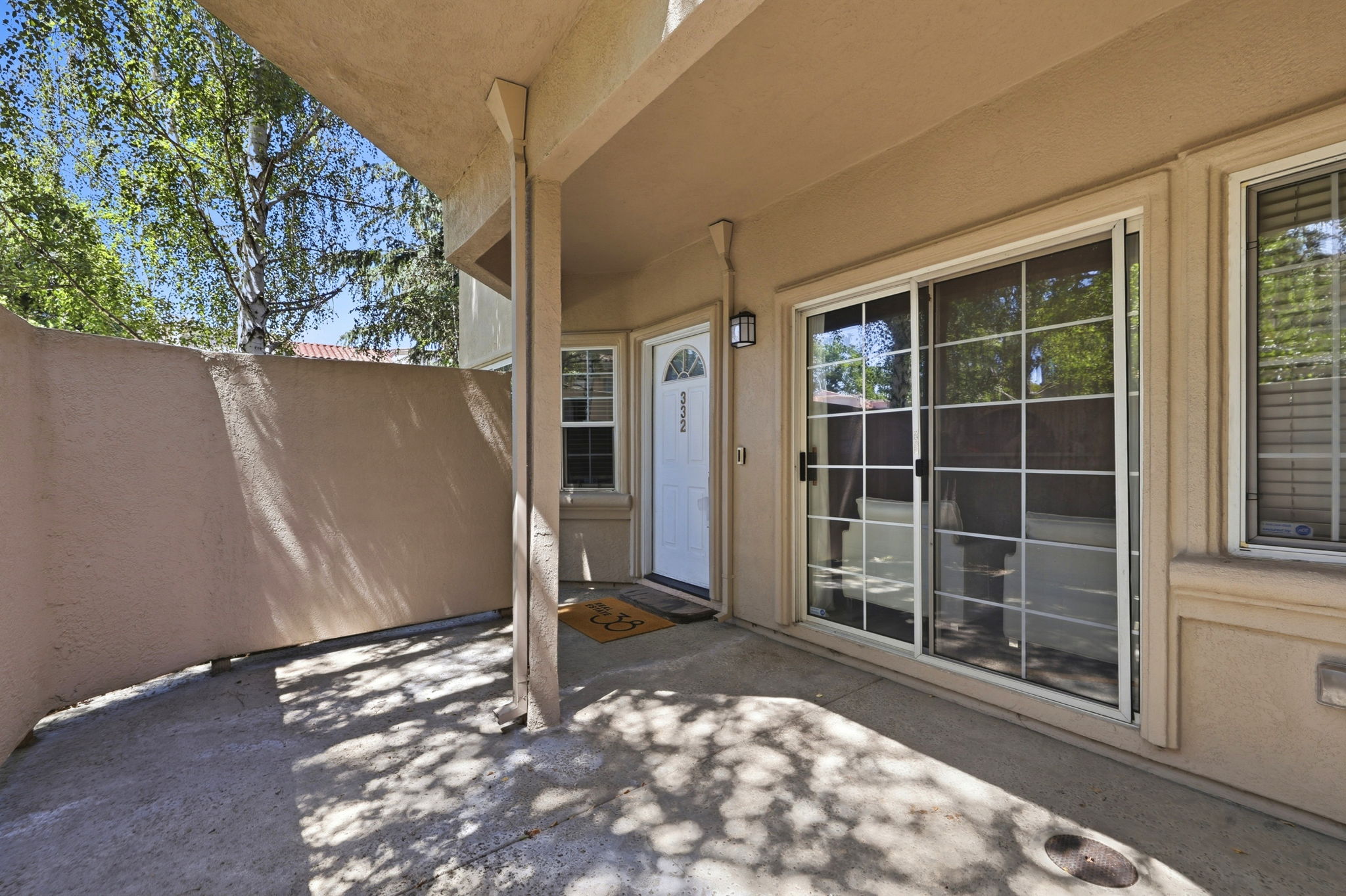 007_F8_748 Northrup St 332