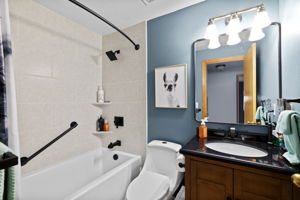  Photo 31