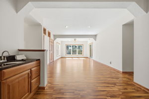  Photo 60
