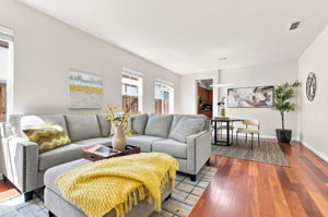 009_F8_749 Ellerbrook St