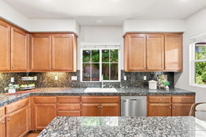 014_F8_749 Ellerbrook St