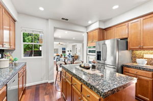 019_F8_749 Ellerbrook St