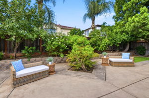 049_F8_749 Ellerbrook St