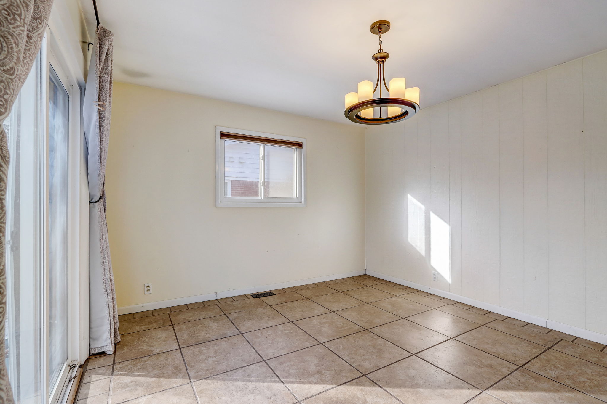 Emerson Rd-013