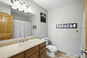  Photo 31