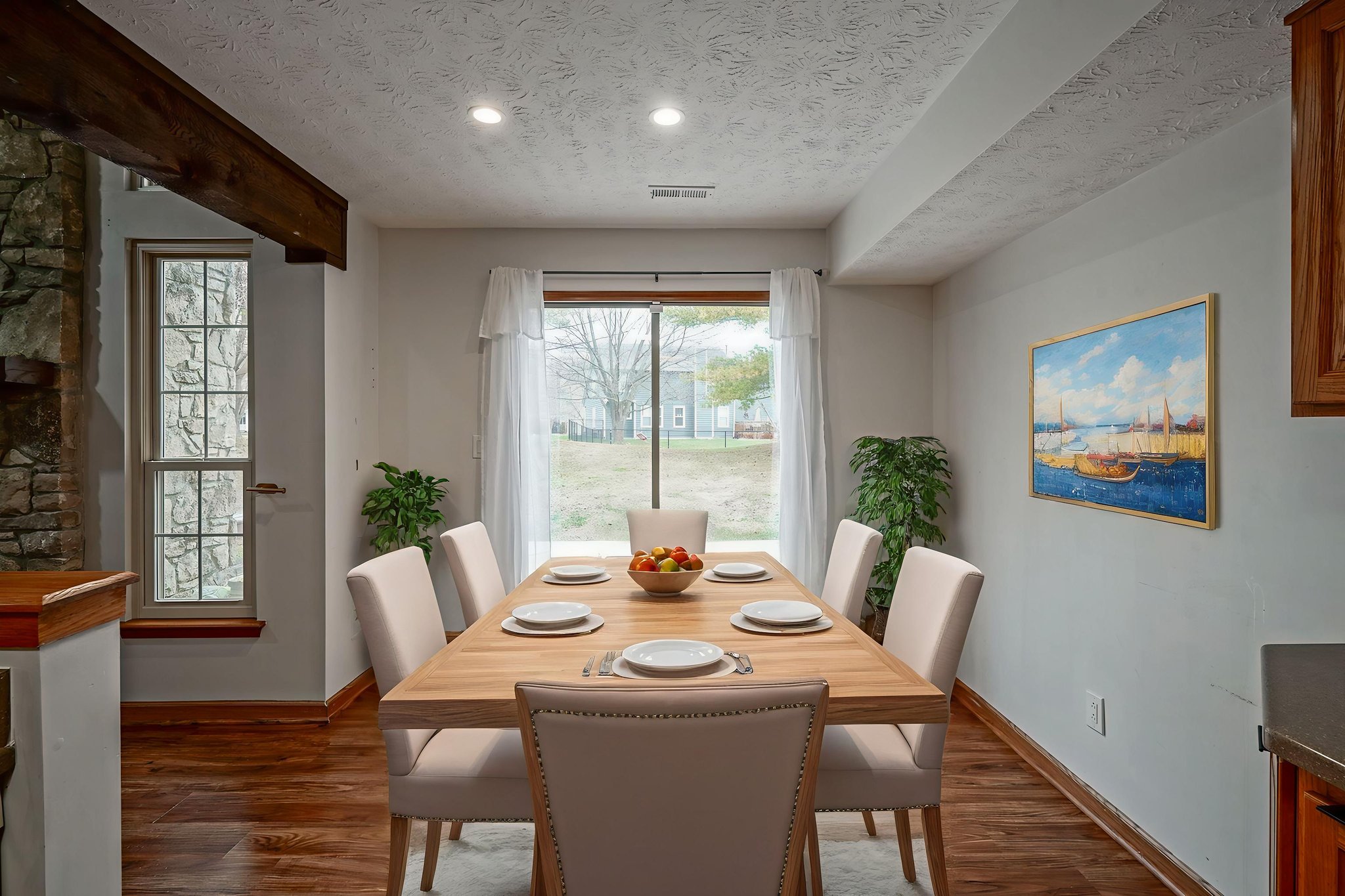 7494-9 virtually staged.jpeg