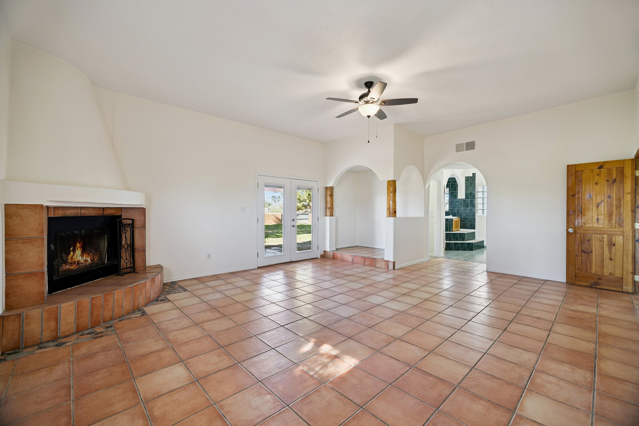 7496 S Linda Lou Rd - 006.jpg