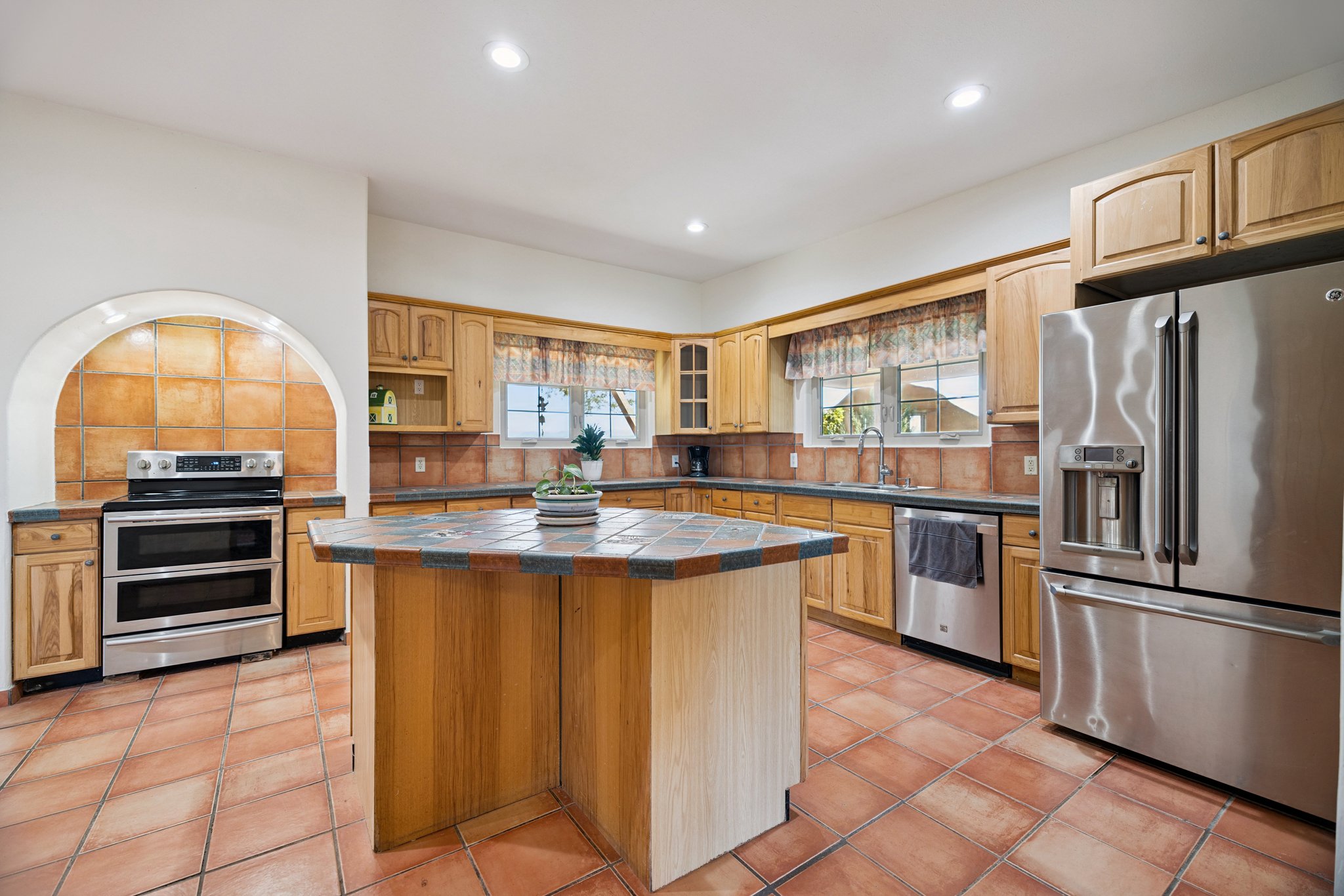 7496 S Linda Lou Rd - 013.jpg