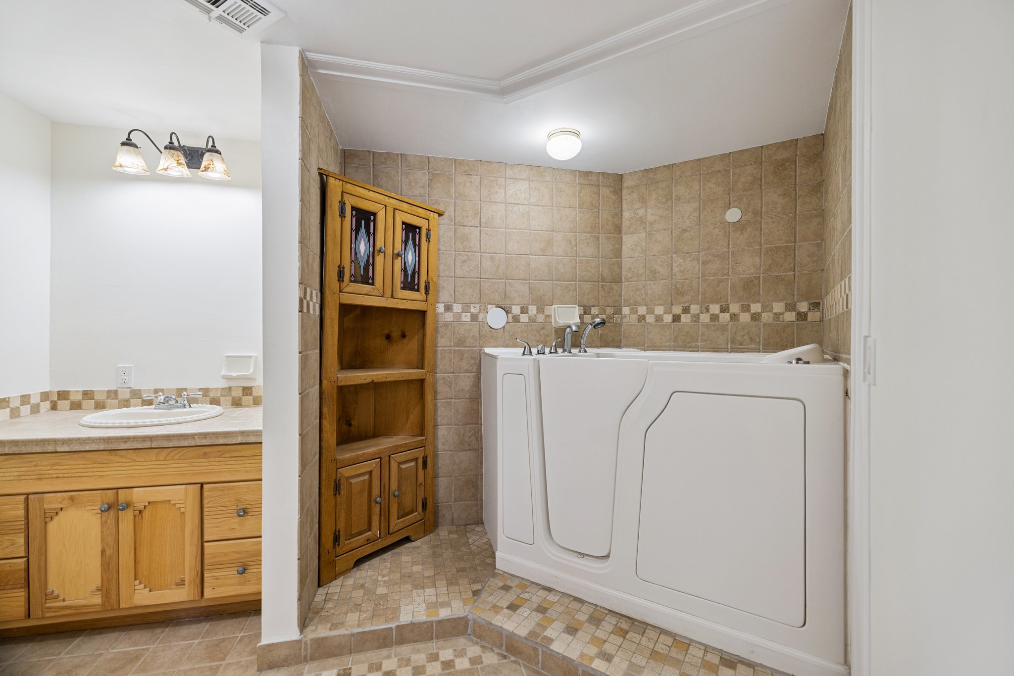 7496 S Linda Lou Rd - 028.jpg