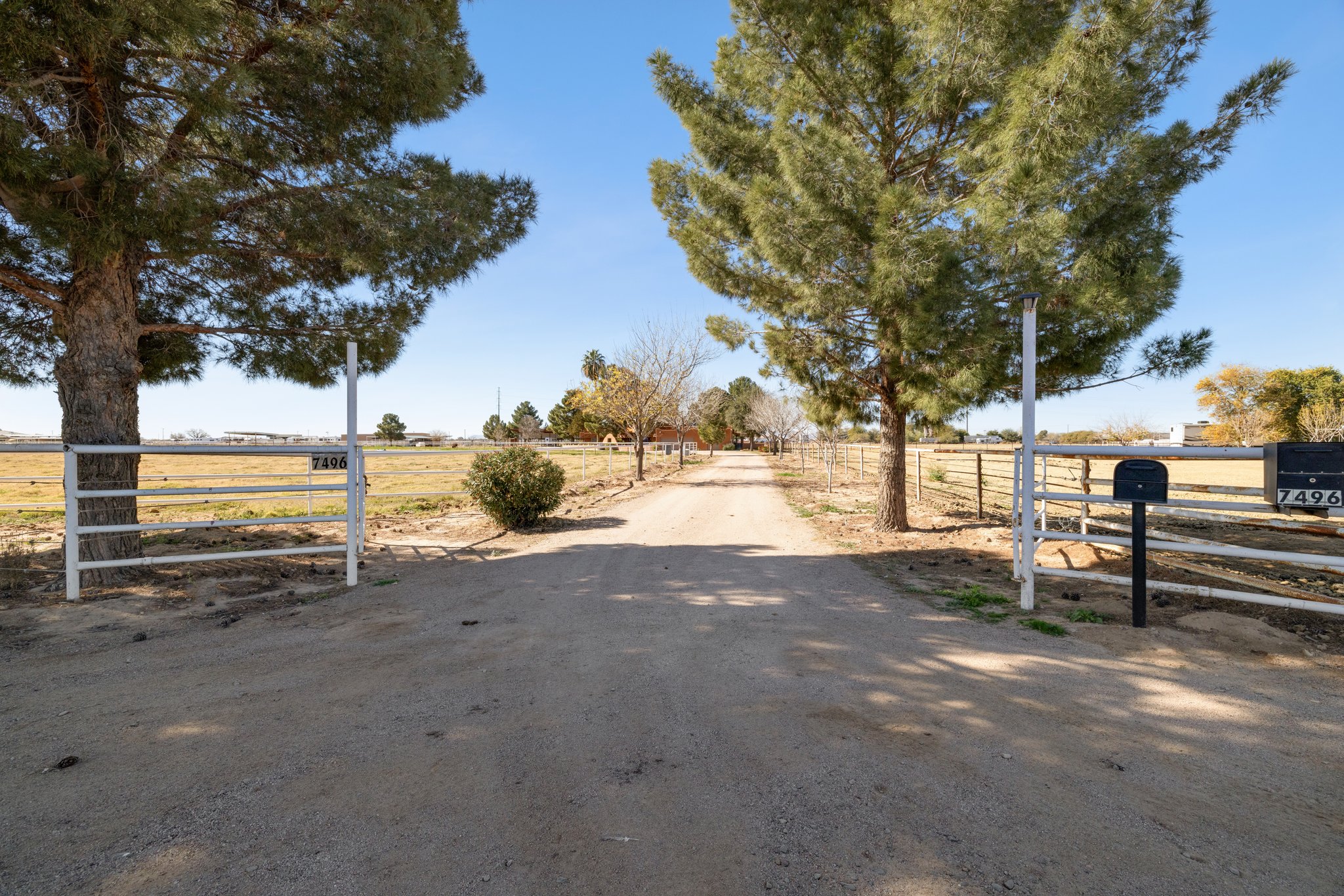 7496 S Linda Lou Rd - 049.jpg