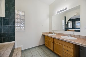 7496 S Linda Lou Rd - 019.jpg