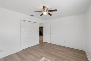 7th St N-S2807-031.jpg